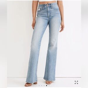 Madewell The Perfect Vintage Flare Jean in Delavan Wash
